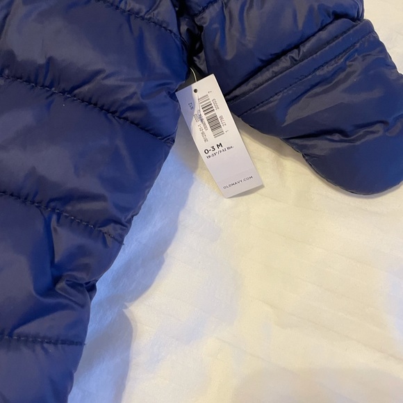 Old Navy snow suit - Picture 2 of 2